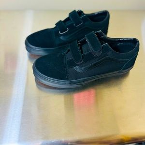 Vans Juniors size 6 Old Skool V New